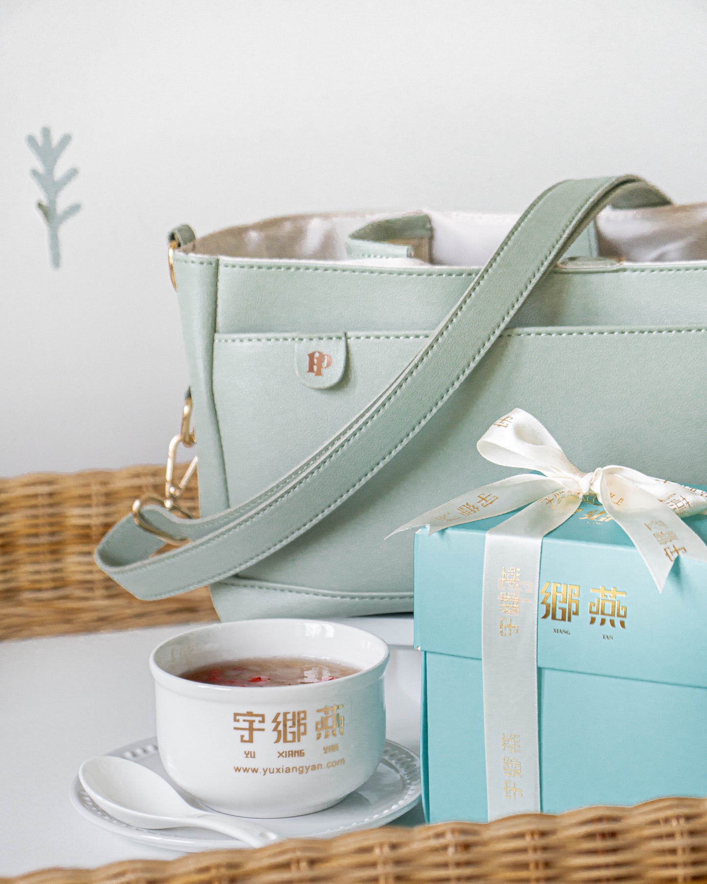 Premium Bird Nest Gift Set
